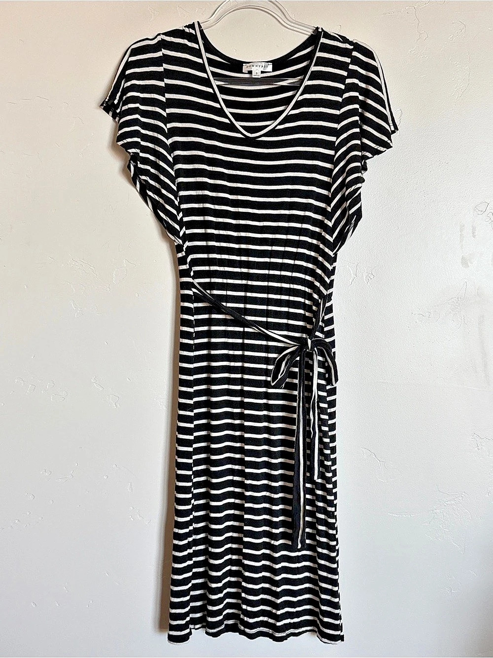 Striped Maxi Dress in Black & White Size Small